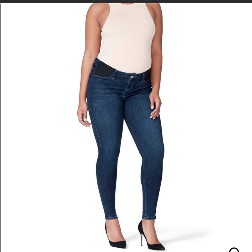 Good American the honeymoon maternity jeans